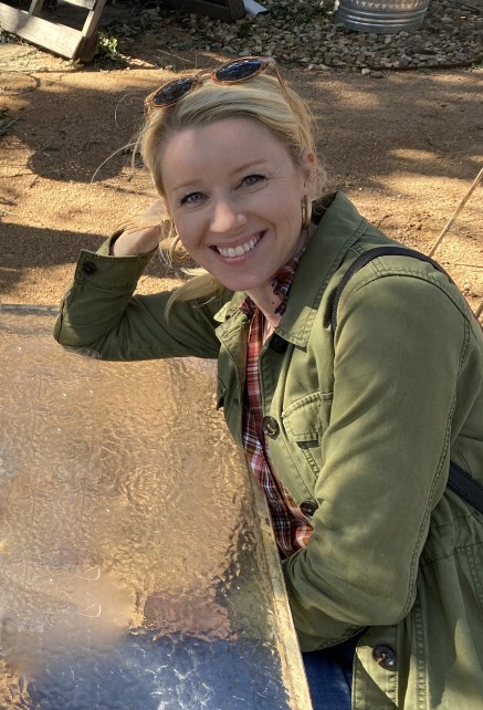 Leslie Horn’s headshot